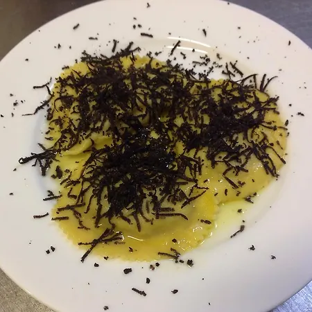 מלון Ristorante Da Roverino Comunanza
